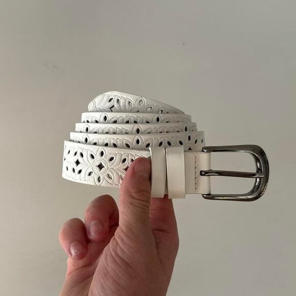 Y2k white and cream carved - Picture 3 of 7